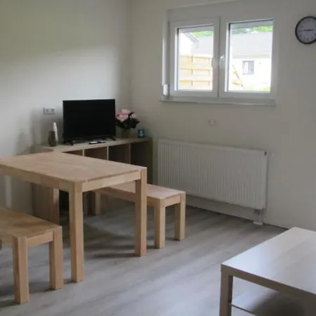 Apartment Barons A *